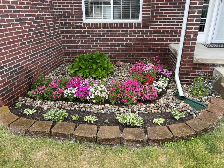 1207 E Oak, Fenton, MI 48430 - #2