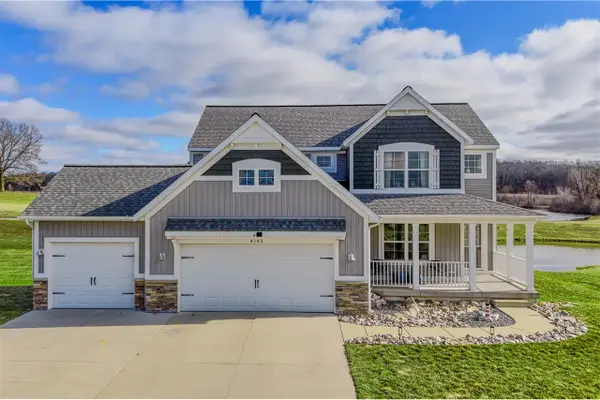 4145 Boulder View, Belmont, MI 49306