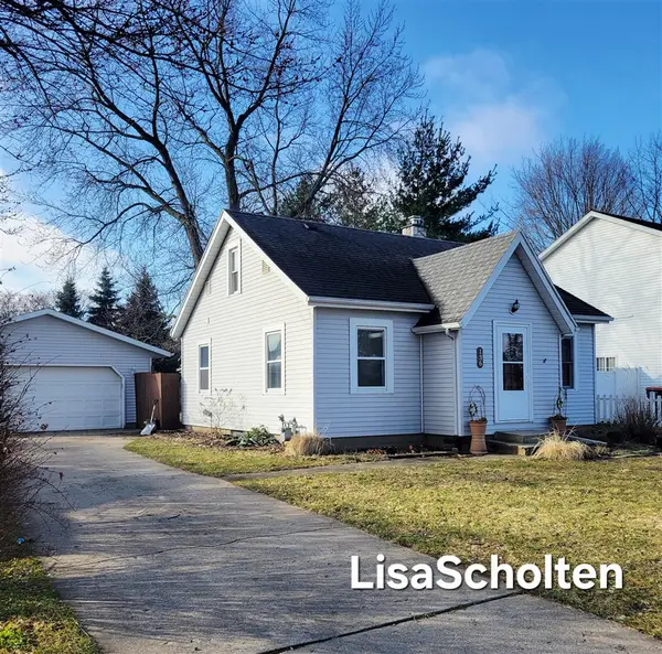 136 W 33rd, Holland, MI 49423