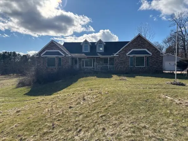 5280 Clark Lake, Jackson, MI 49201