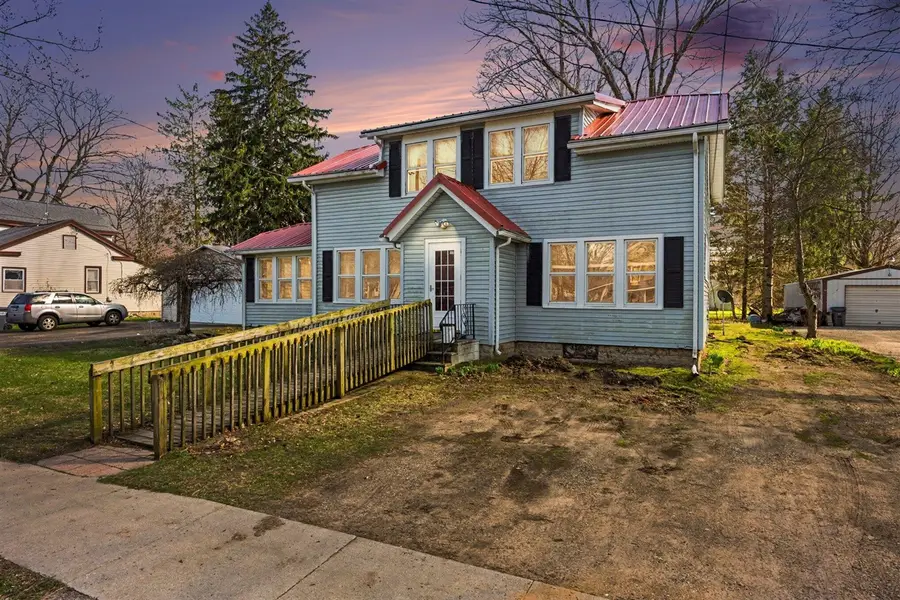 413 W Saint Joseph, Lawrence, MI 49064 - #3