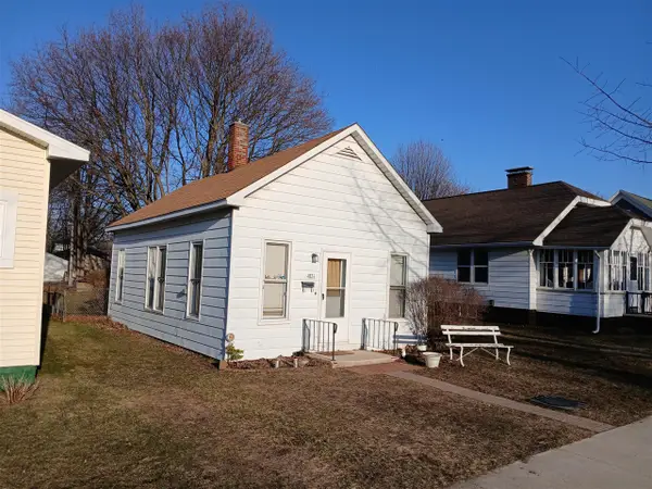 413.5 N Robert, Ludington, MI 49431