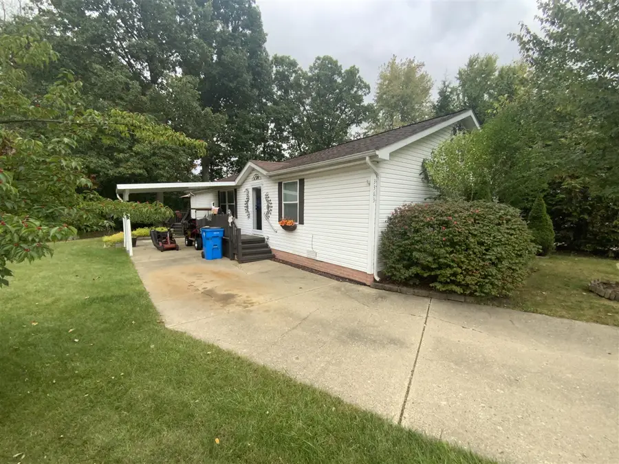 3363 Buckthorn, Jackson, MI 49201 - #2