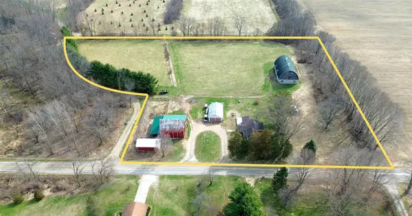 53699 Flatbush, Marcellus, MI 49067
