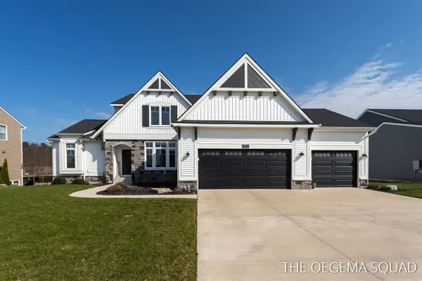 13711 Harrington, Holland, MI 49424