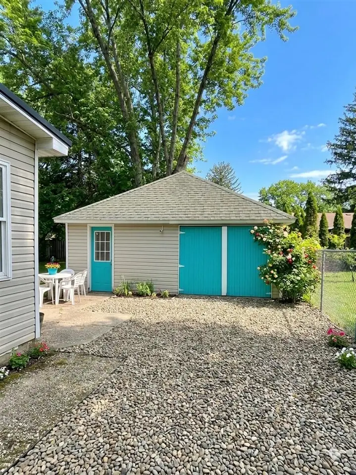 112 Alexander, Bangor, MI 49013 - #3