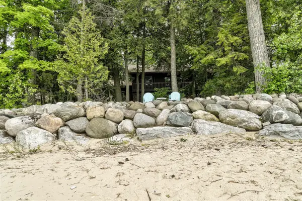 3929 Bay Valley, Williamsburg, MI 49690