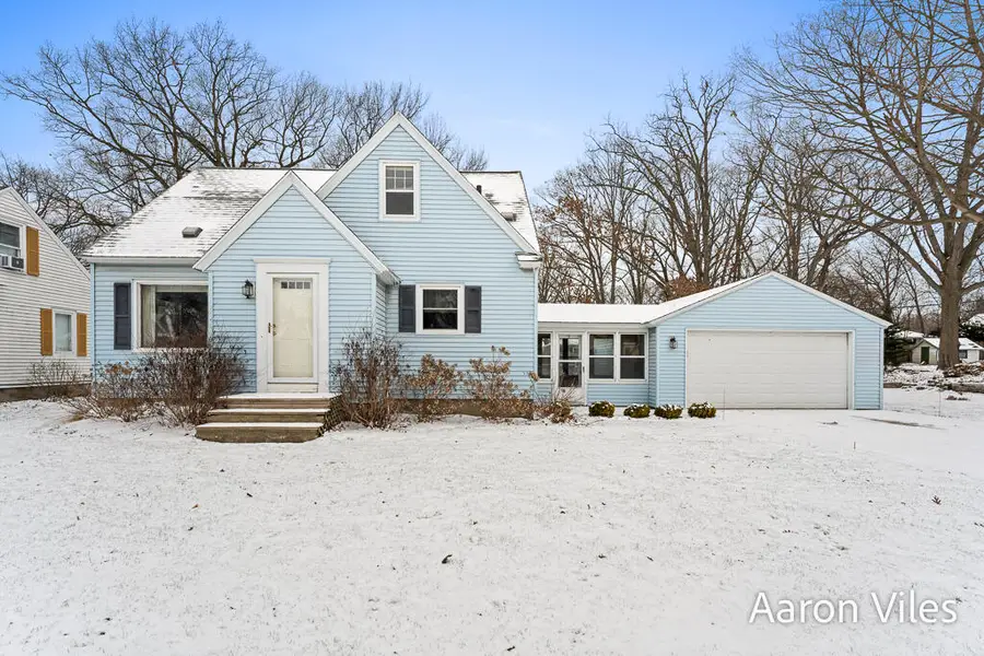 119 Vanderveen, Holland, MI 49424 - #2