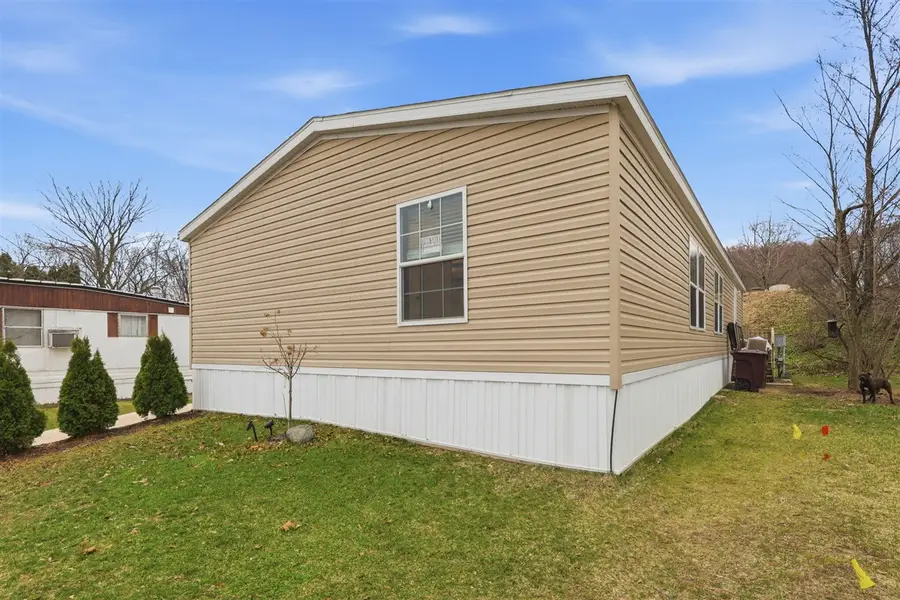 1815 Veronica #196, Lowell, MI 49331 - #3