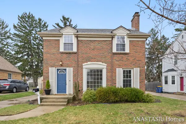 870 Mayhew Wood, Grand Rapids, MI 49507