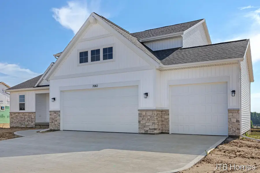 7082 Kettle Dale, Alto, MI 49302 - #3