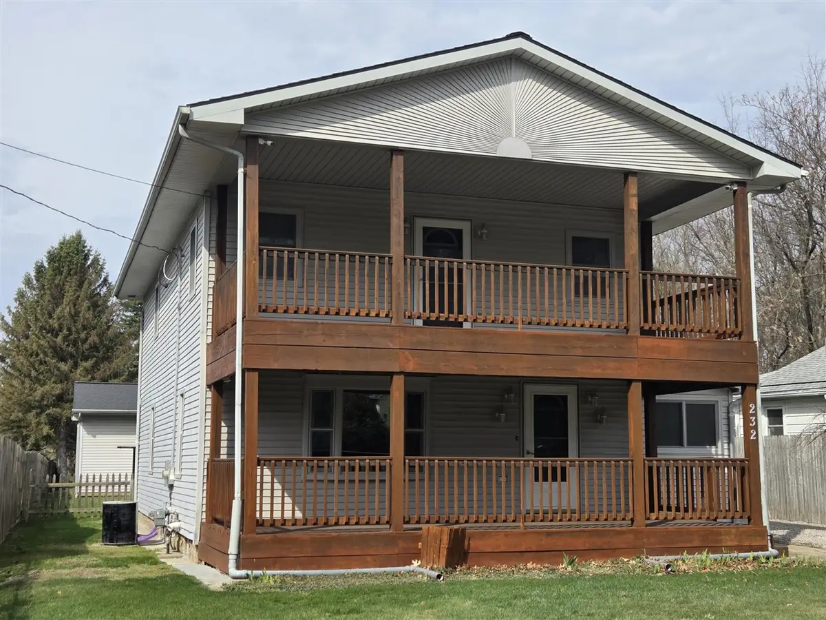 232 Bender, Jackson, MI 49202 - #1