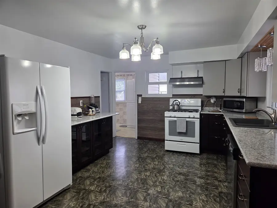 232 Bender, Jackson, MI 49202 - #3