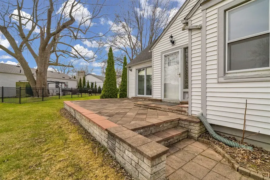 27340 Telstar, Chesterfield, MI 48051 - #3