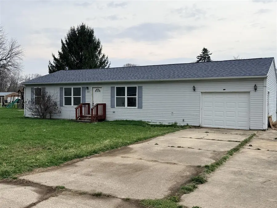 323 E South, Marcellus, MI 49067 - #2