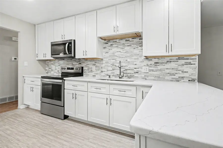 2852 Briarcliff, Ann Arbor, MI 48105 - #3