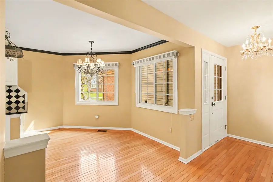 306 Pineknoll, Brighton, MI 48116 - #2