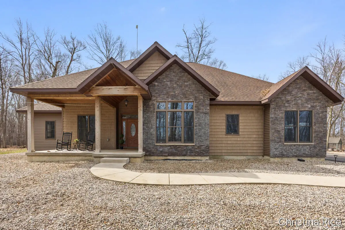 3575 W Maple Rapids, Saint Johns, MI 48879 - #1