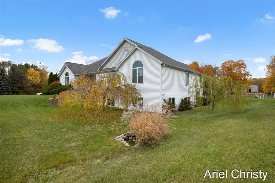 3700 8th, Hudsonville, MI 49426 - #3