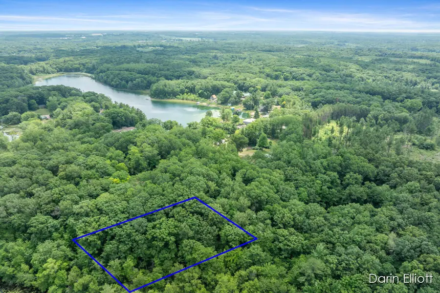 2187 Shawnee, Trufant, MI 49347 - #2