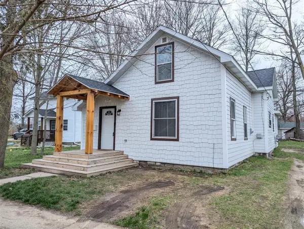 239 Bangor, Bangor, MI 49013