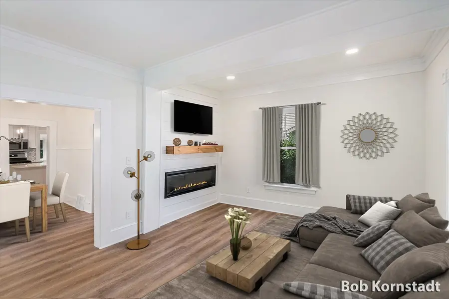 319 N Rowe, Ludington, MI 49431 - #2