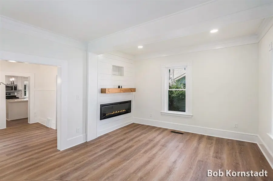 319 N Rowe, Ludington, MI 49431 - #3