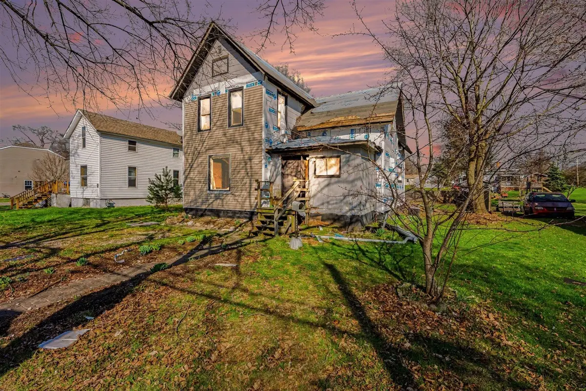 606 8th, Three Rivers, MI 49093 - #1