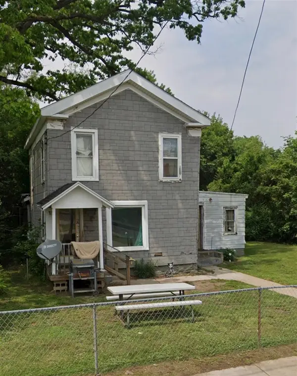 51 W Beckwith, Galesburg, MI 49053