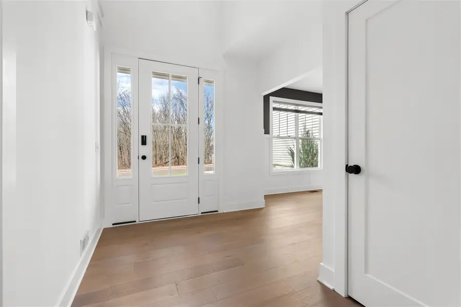 8480 Knotty Pine, Kalamazoo, MI 49009 - #2