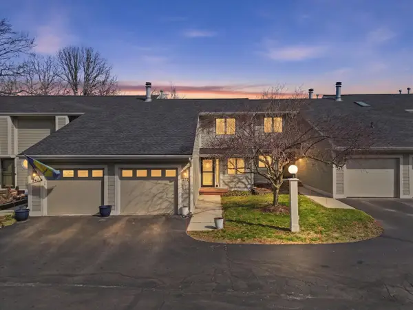 272 Whitlock, Saline, MI 48176