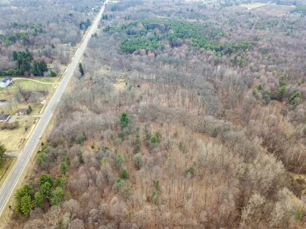 70386 M 43, South Haven, MI 49090