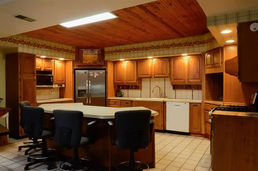520 E Groat, Dowling, MI 49050 - #3