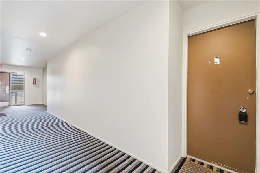 2106 Pauline #201, Ann Arbor, MI 48103 - #2