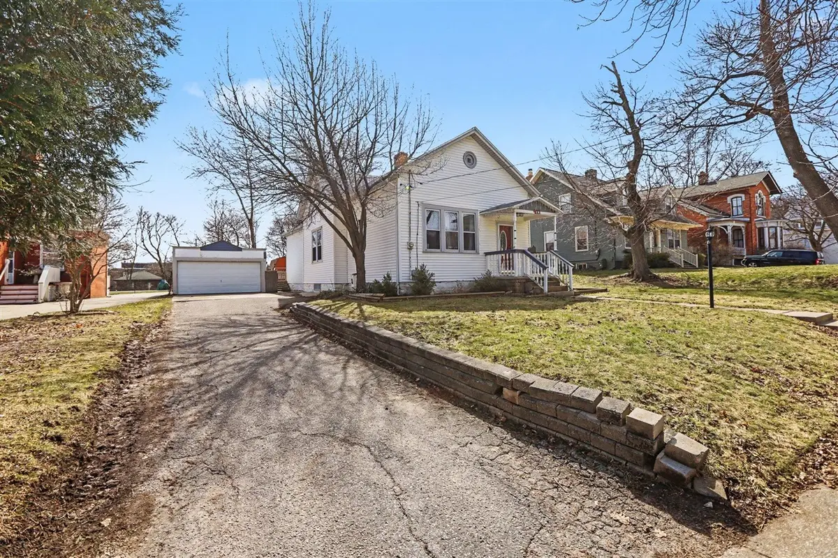 411 5th, Manistee, MI 49660 - #1