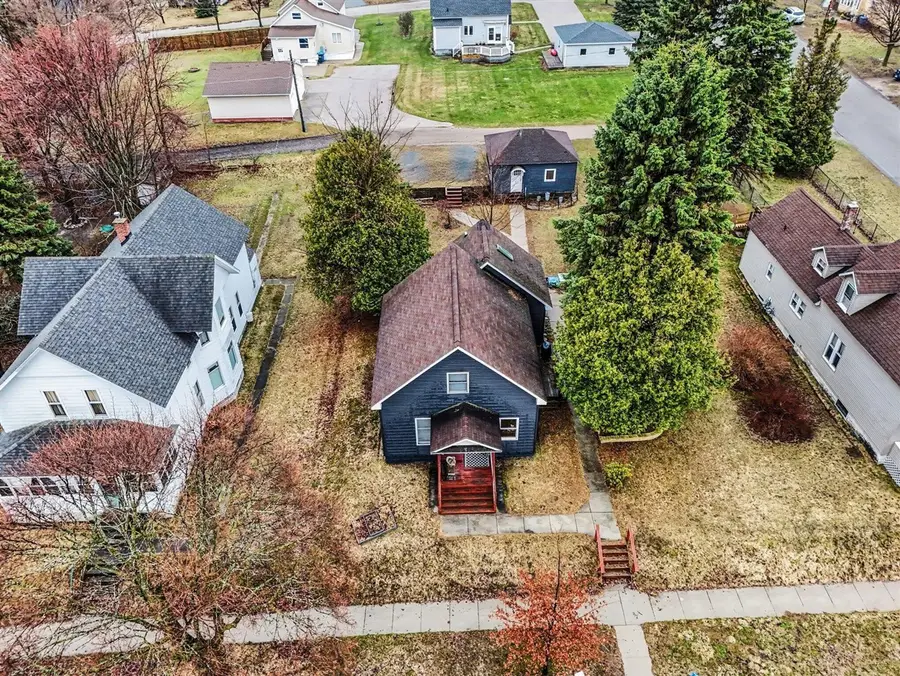 504 Third, Ludington, MI 49431 - #2