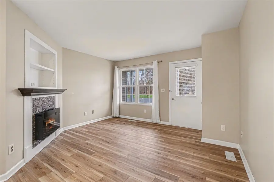 3262 Wimbledon, Portage, MI 49024 - #3
