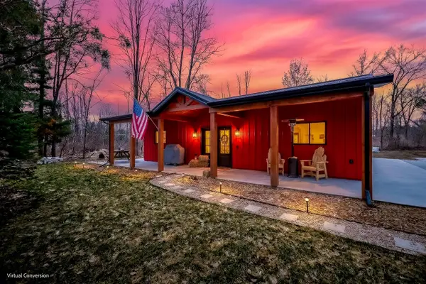 875 E Jackson, Hart, MI 49420