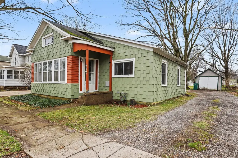 325 W Burr Oak, Centreville, MI 49032 - #2