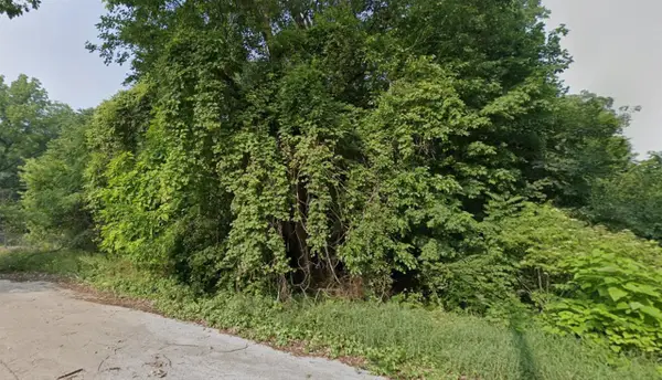 710 S Oak, Buchanan, MI 49107