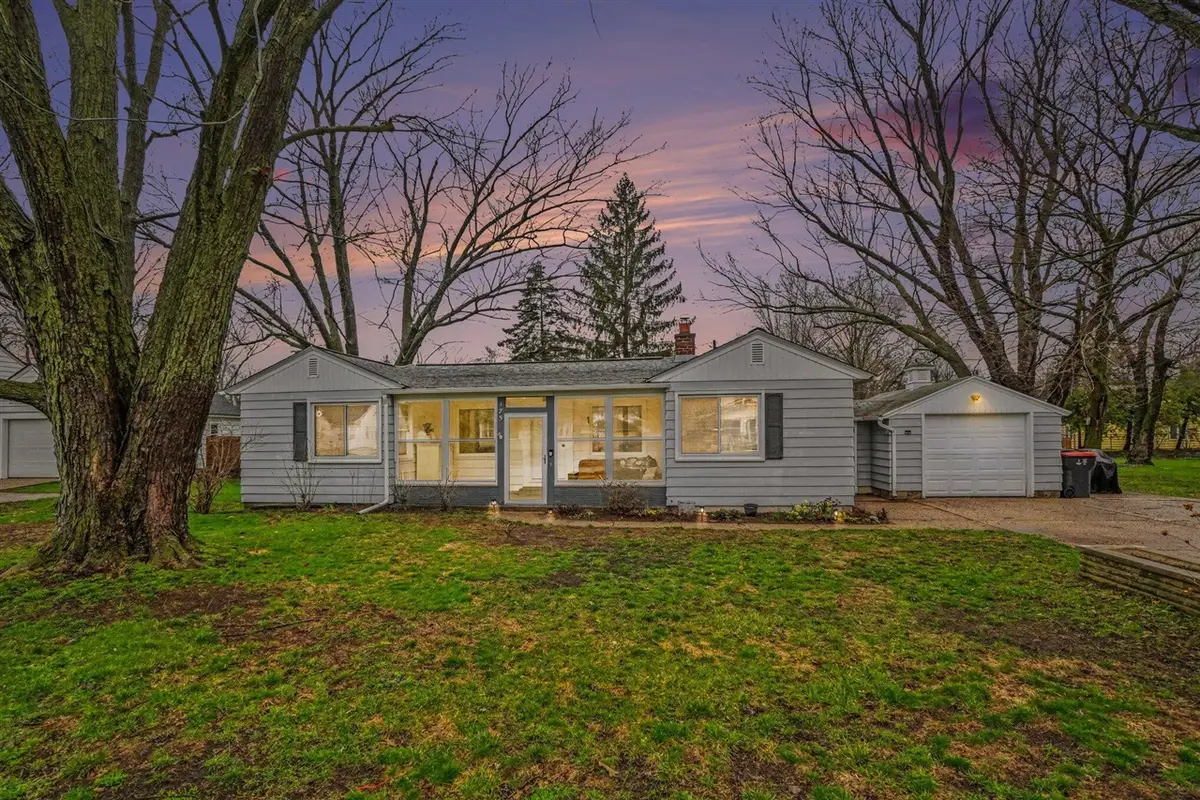 175 E 32nd, Holland, MI 49423 - #1