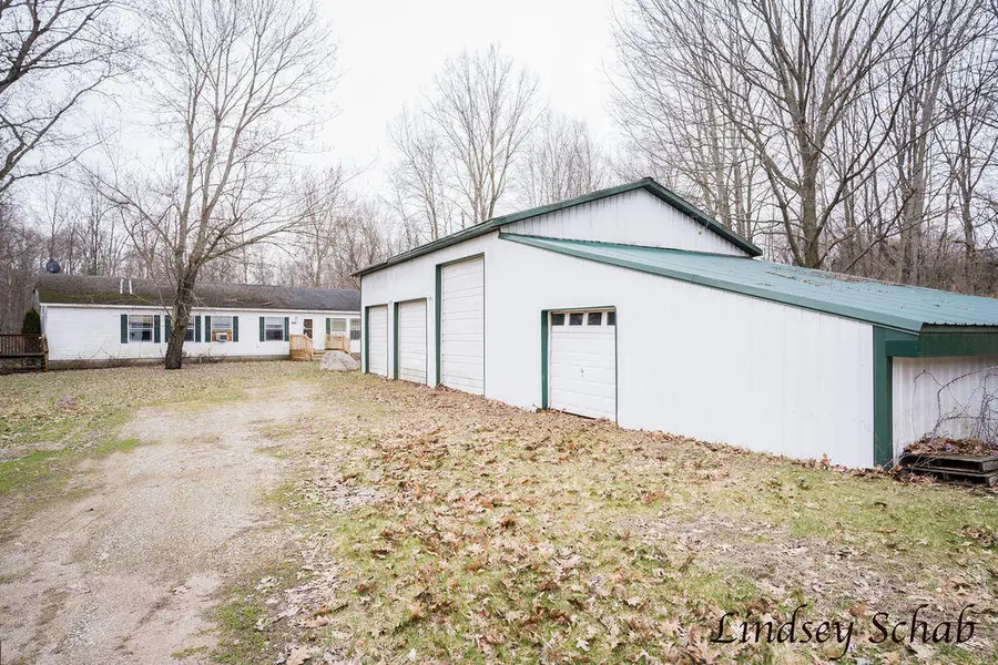 2299 Lyle, Ionia, MI 48846 - #3