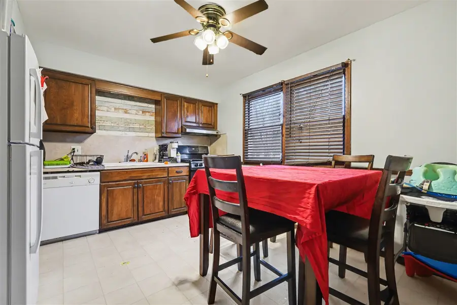 3990 Camelot, Grand Rapids, MI 49546 - #2