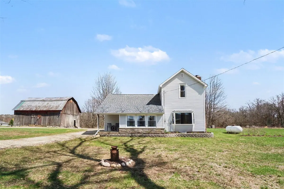 09741 26th, Gobles, MI 49055 - #1