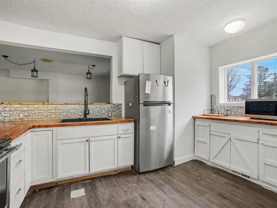 523 E Main, Hart, MI 49420 - #2