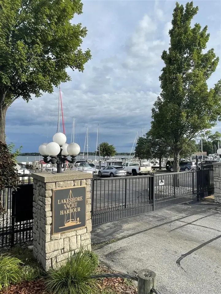 1200 Lakeshore, Muskegon, MI 49441 - #3