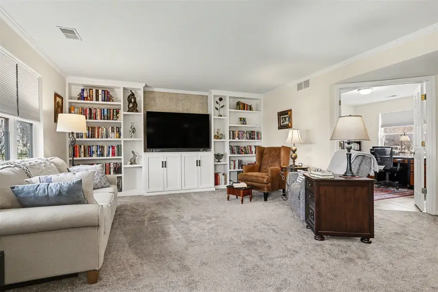 716 Cobblestone, Chelsea, MI 48118 - #3