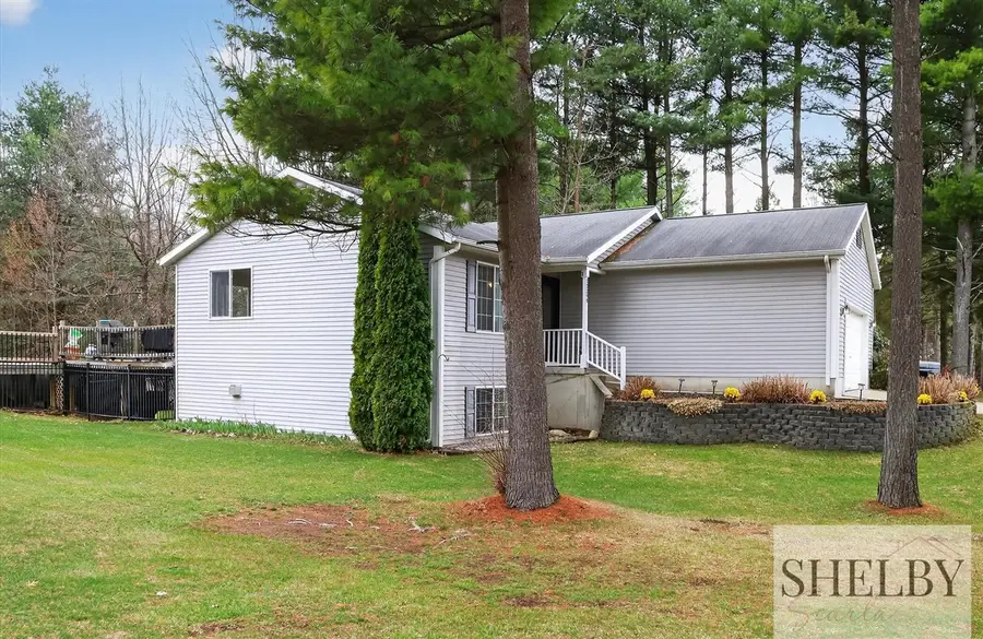 12294 Holmden, Rockford, MI 49341 - #3