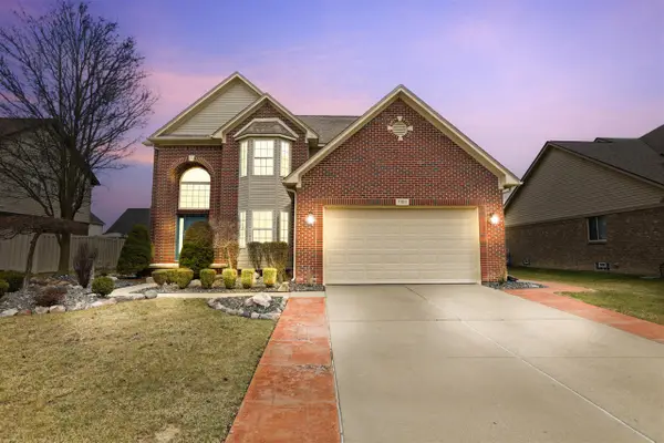 31811 Day Lily, Rockwood, MI 48173