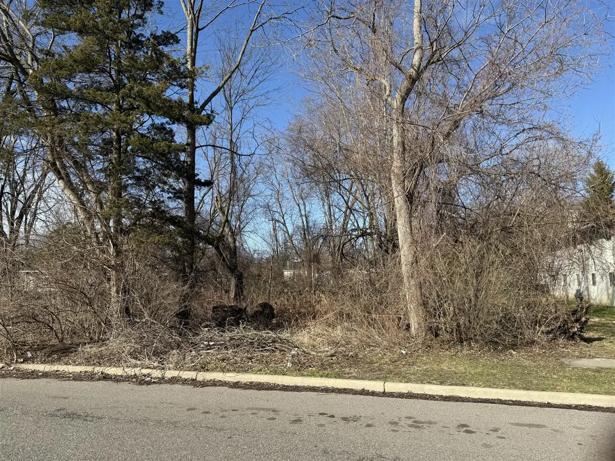 Tromley, Inkster, MI 48141 - #1